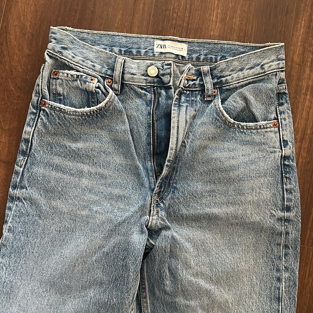 Zara jeans - Picture 3 of 3